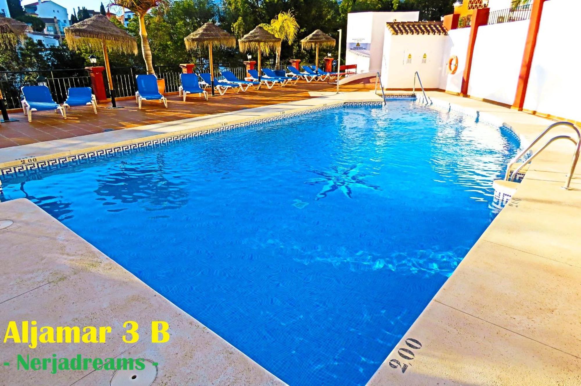 Aljamar 3B Apartment Nerja Bagian luar foto