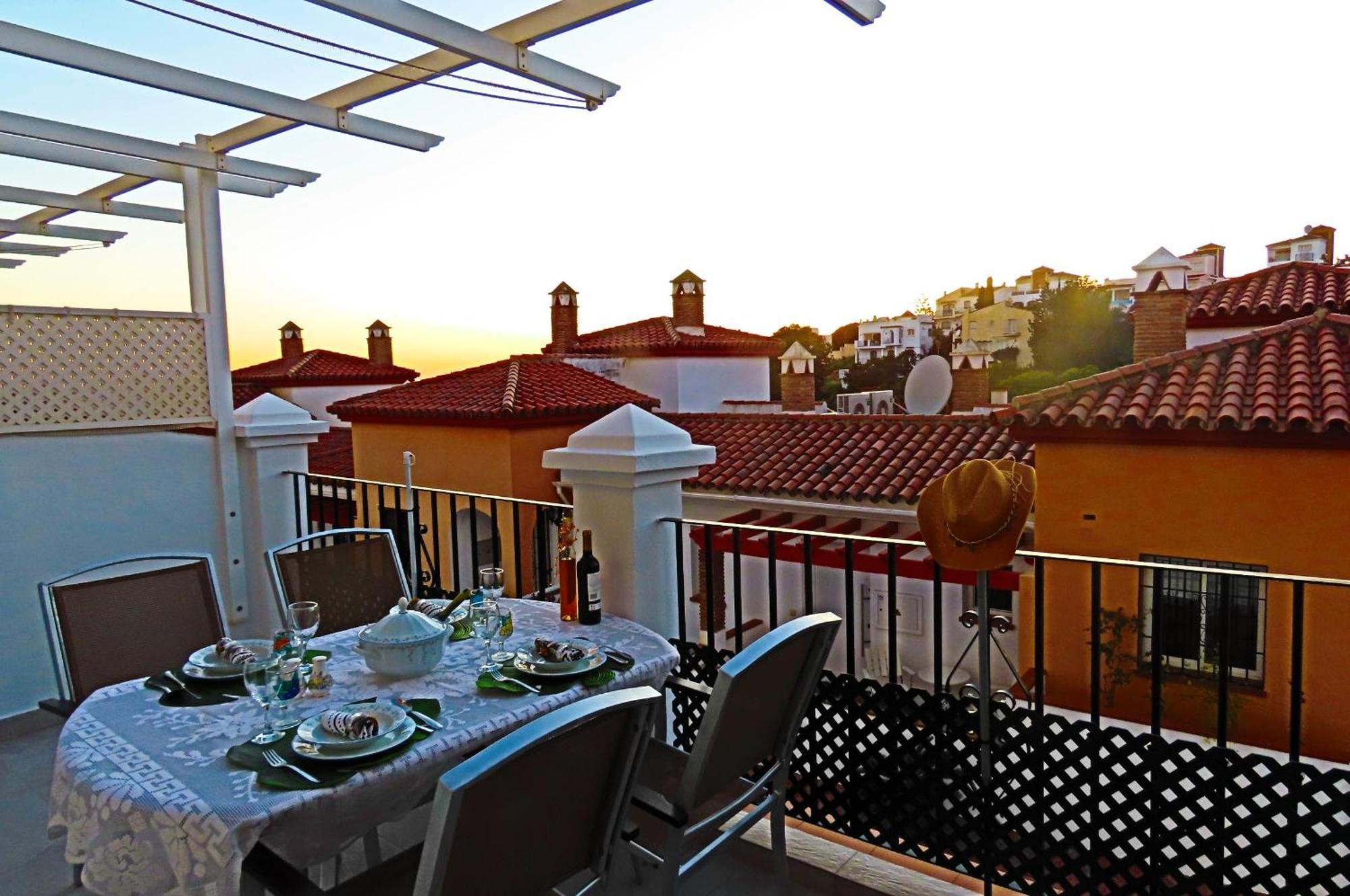 Aljamar 3B Apartment Nerja Bagian luar foto