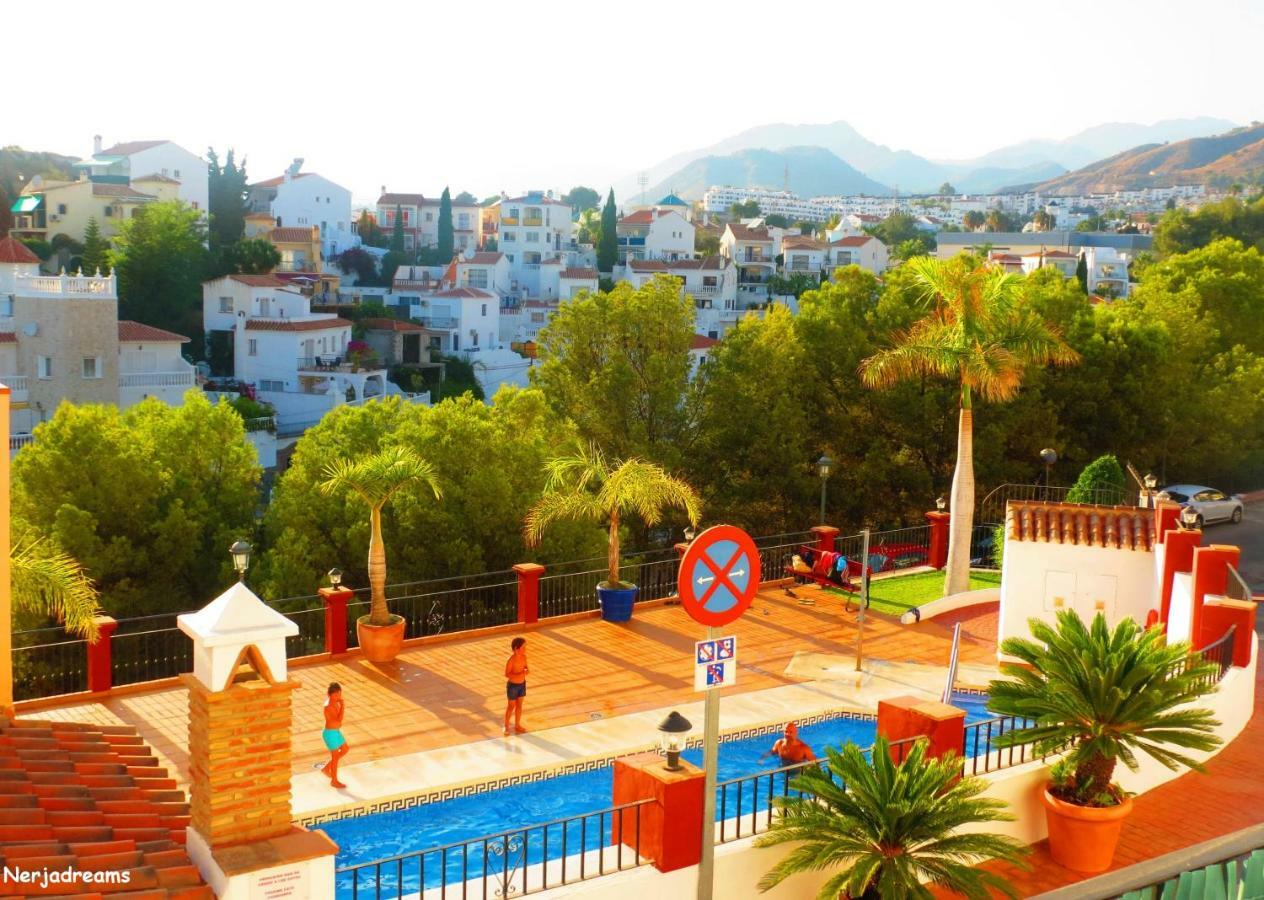 Aljamar 3B Apartment Nerja Bagian luar foto